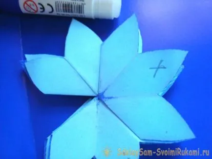 3D карта с цветя, майсторски клас със собствените си ръце