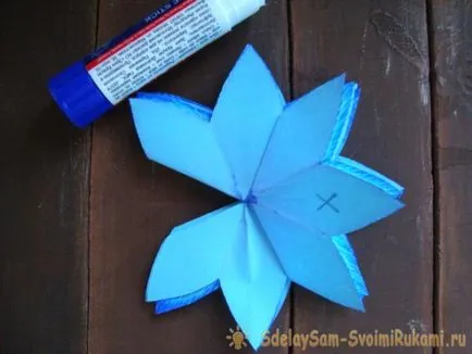 3D карта с цветя, майсторски клас със собствените си ръце