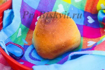 В намазана кифла, която блестеше