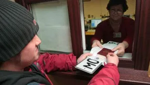 Какво става, ако превозното средство загубили държавни брой глоби през 2017 г., как да се поправи (има подозрения номер) Какво става, ако превозното средство загубили държавни глоби броя през 2017 г., как да възстановите