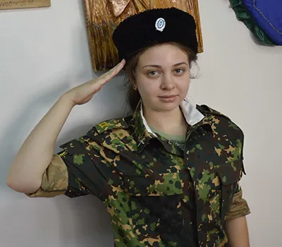 Как да се подгъва undercollar