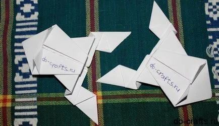 Как да си направим една жаба от хартия с ръцете си, стъпка по стъпка ръководство