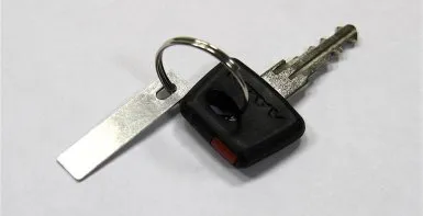 Как се прави сгъваем ключ за Лада автомобил (направи) Как да си направите ключ сгъваем нож за Лада кола