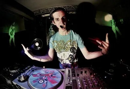 Как да станете добър DJ от нулата у дома, в клубове, по радиото (условия) Как да станете добър DJ от нулата у дома, в клубове, по радиото