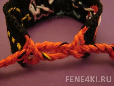 Как да завърши дрънкулки Baubles на конци