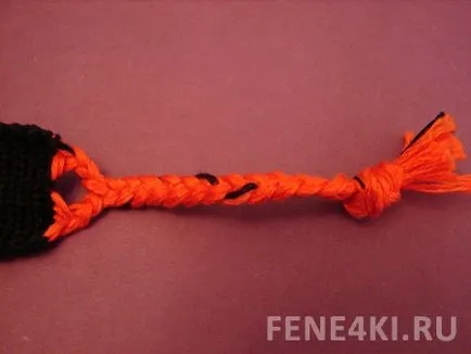 Как да завърши дрънкулки Baubles на конци