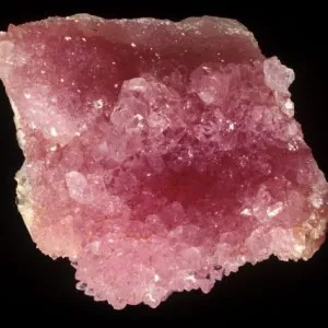 Stone розов кварц и нейните свойства, характеристики