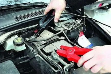 Как да се зарежда батерията кола (зарежда акумулатора на автомобила, както таксува като таксата) Как да се зарежда батерията кола