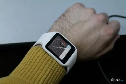 Работна опит за носене SmartWatch 3 от Sony, които се нуждаят от такова устройство