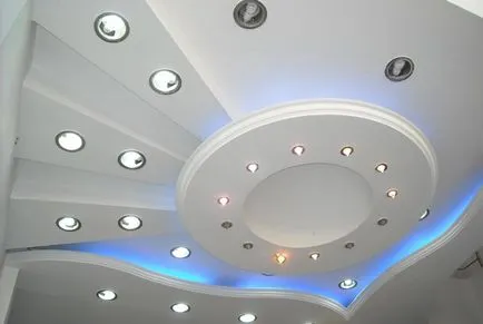 Възможностите за довършване дизайн таван повърхността на тавана в апартамента и къщата, видове покрития (снимка) (опции) Довършителни проектни варианти таван повърхността на тавана в апартамента и къщата, видове покрития (снимка)