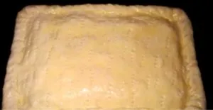 Пай с зеле и картофи солени домашно приготвени сладкиши във фурната