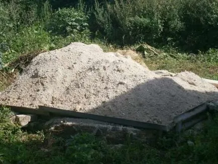 Решението за тротоарни плочи, пропорционално, композиция и как да се направи у дома