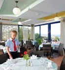 Royal Belvedere Hotel (Royal Belvedere Hotel), за да резервират хотел - около