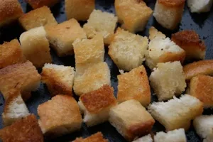 Салата - Цезар - с пиле, домати и крутони - рецепти Фото-стъпка за готвене