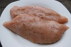 Салата - Цезар - с пиле, домати и крутони - рецепти Фото-стъпка за готвене