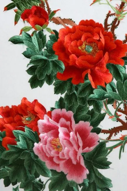 коприна бродерия върху коприна