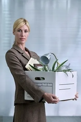 Като отхвърли временен служител 1