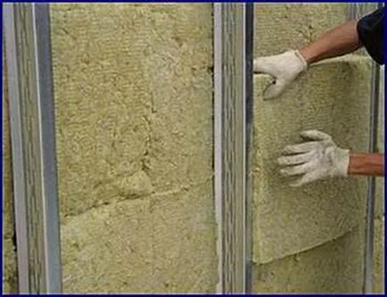 Как да се изолират една къща директно в инструкциите за видео монтаж с ръцете си, независимо дали това е възможно да се направи това,