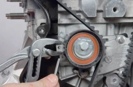 Смяна на времето колан, прикрепени Ford Focus 2 снимки, пълни инструкции, блог кола