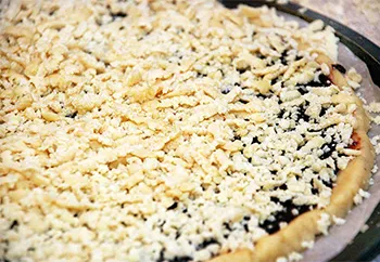 пай на баба с конфитюр - бързо, вкусно, разнообразно