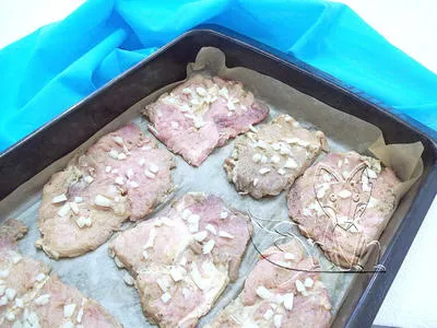 Какво можете да направите от картофи и месо - пържоли с картофи на фурна
