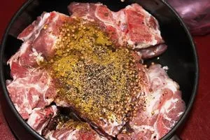 Как да се маринова шишчета от свинско месо бързо, вкусно и добре