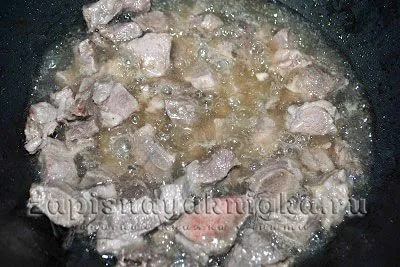 Зеле с месо и картофи