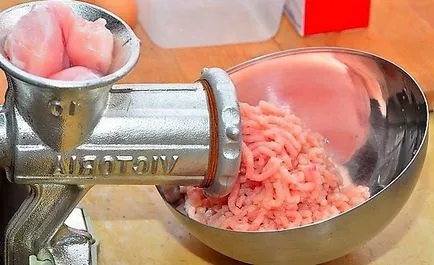 Домашна наденица в дома, за да се направи най-вкусните рецептата