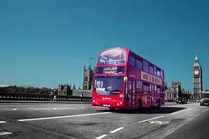 Колко лесно е да се запознае с момичето на автобус, метро или автобус