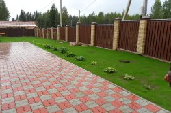Как да се издигне крайградски район с техните ръце разкрасяване на района (видео)