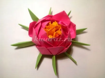Lotus в техниката на оригами със собствените си ръце