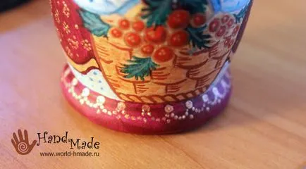 боядисани матрьошка