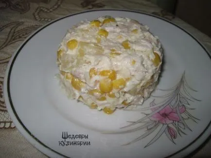 Салата с раци пръчки, царевица и краставици - как да се подготви рецептата