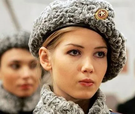 за девойки до услугата договор военен, ако е възможно
