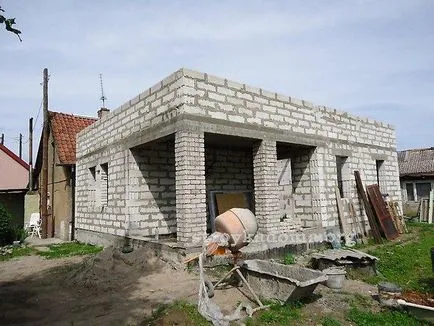 Строителство на частни домове със собствените си ръце - стъпка по стъпка инструкции с описание