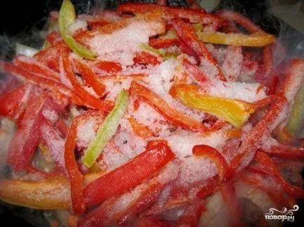 Свинско с червен пипер - стъпка по стъпка рецепта със снимки на