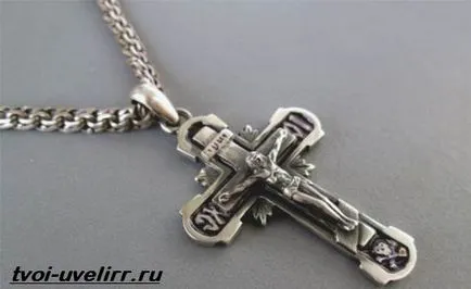 Защо е черно сребърен кръст, бижутер