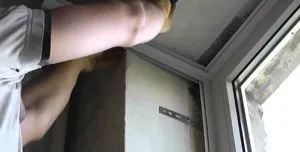 Извършва самостоятелно софити PVC панели