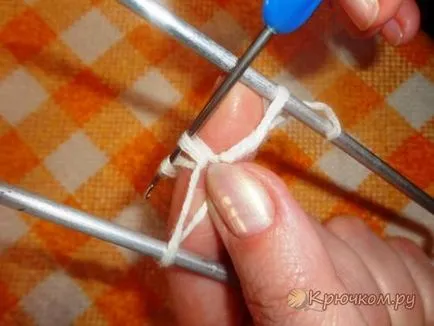 Plug плетиво за начинаещи (снимка работилница) (Plug плетиво за начинаещи) Plug плетиво за начинаещи (снимка цех)