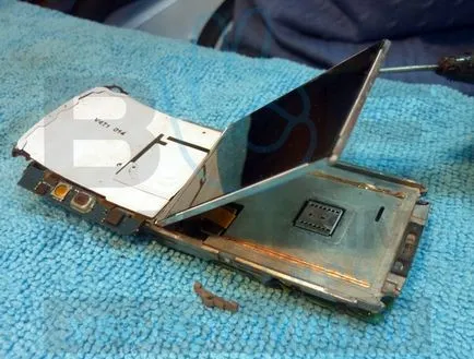 Замяна на жилища и екрана на телефона Nokia 6700 - у дома и в центъра за услуги, ремонт студио - всичко правилно!