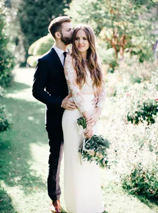 9 Wedding Style младоженци изображения в подробности и примери