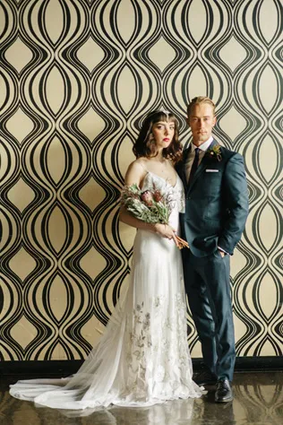 9 Wedding Style младоженци изображения в подробности и примери