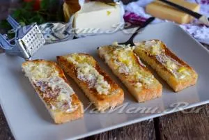 Сандвичи с домати и чесън и сирене рецепта с фото