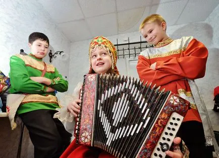 Дити сватба смешно и забавно, акордеон, златен и сребърен юбилей