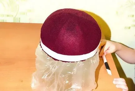 вид мека мъжка шапка