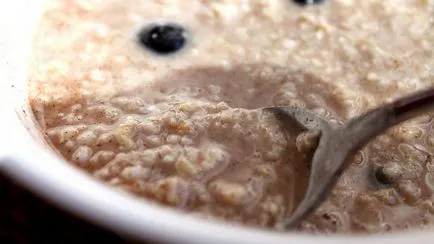 Какви храни са добри преди лягане, и които са вредни