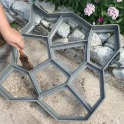 Garden път със собствените си ръце, с помощта на отговорите на формата и снимка инструкция как да направите форми за (помощ) Garden път със собствените си ръце, с помощта на отговорите на формата и снимка инструкция как да направите форми за