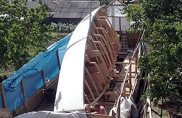 Самостоятелно построен яхти, лодки и любители на яхти