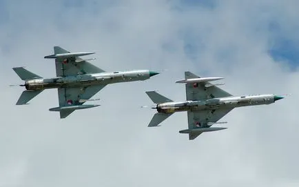 Български песни Phantom - Тула националистически