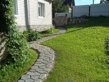Garden път със собствените си ръце, с помощта на отговорите на формата и снимка инструкция как да направите форми за (ръце) Garden път със собствените си ръце, с помощта на отговорите на формата и снимка инструкция как да направите форми за